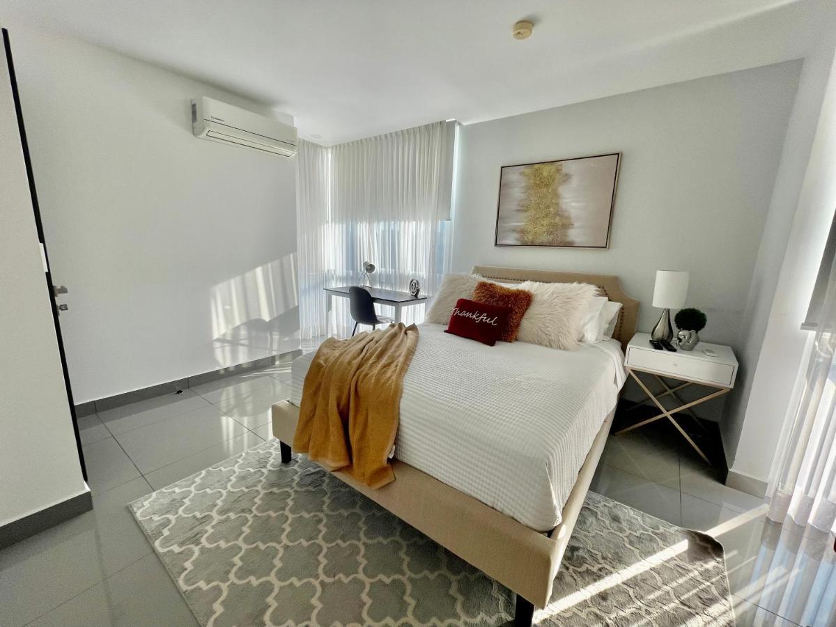 Amplio Condominio Ejecutivo Con Hermosa Vista Сан-Педро-Сула Экстерьер фото